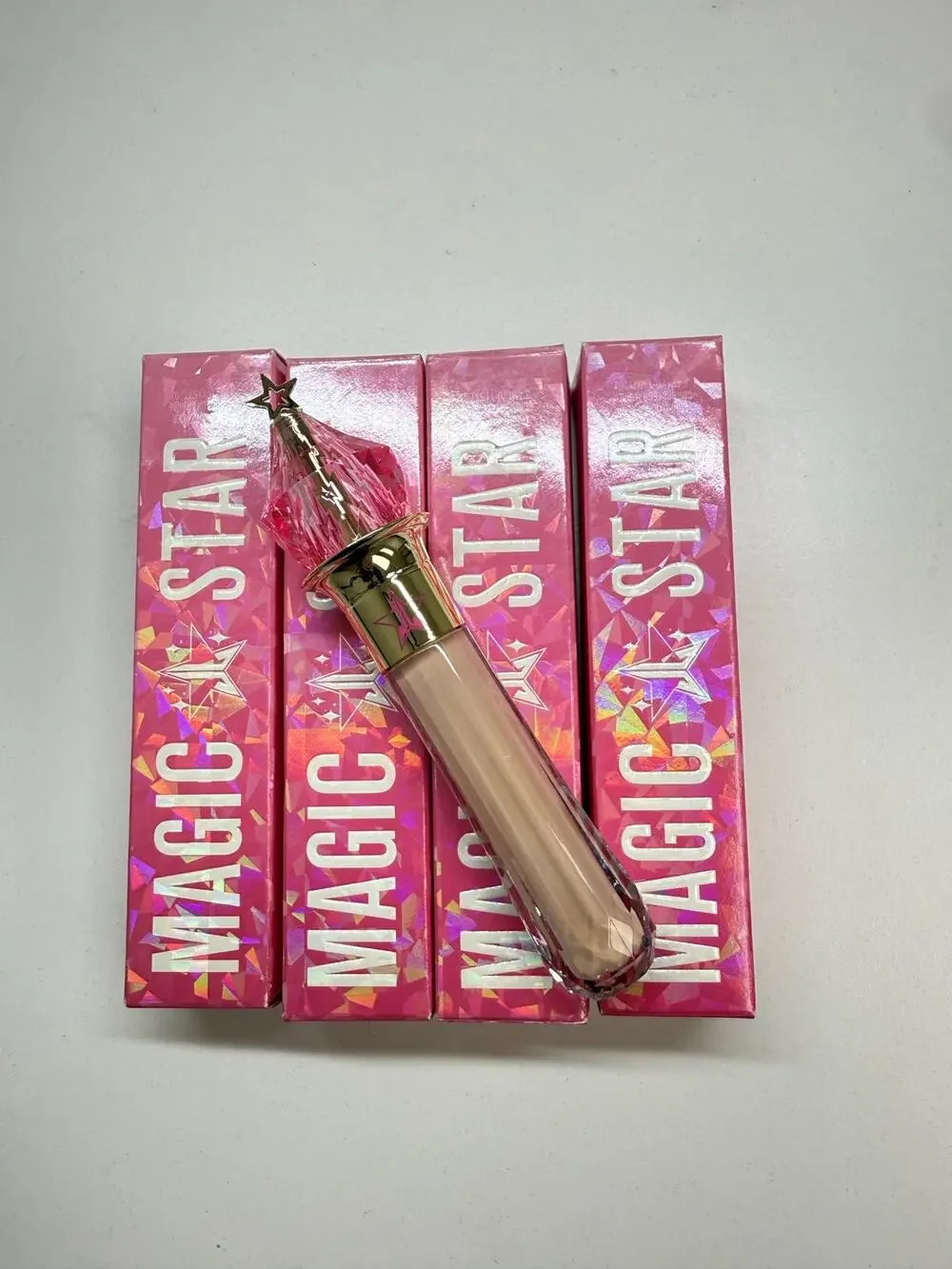C9 Bundle of 4 Jeffree Star Magic Star Full Pigment Concealer in Shade C9 3.4ml